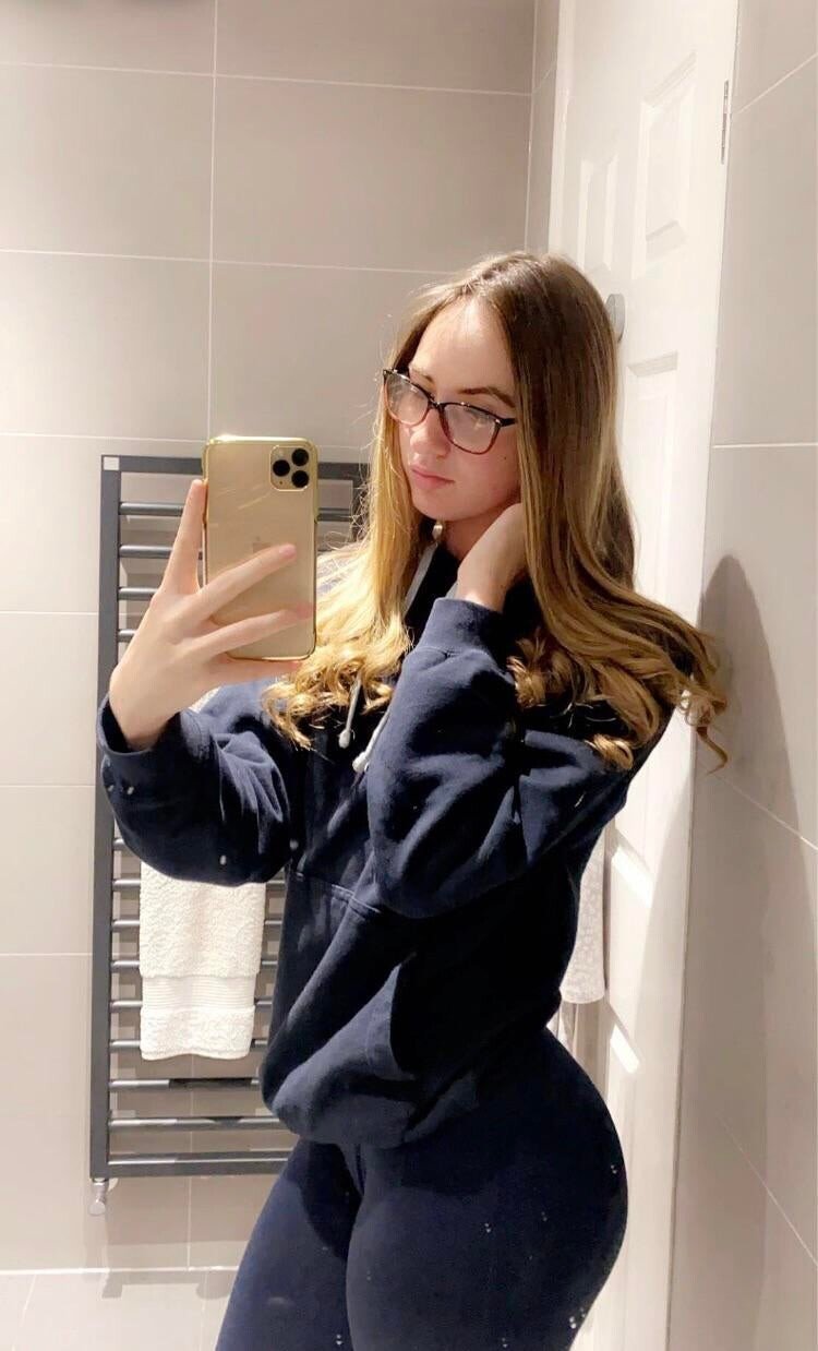 서양처자들의 전투적인 레깅스핏 - 디쁠