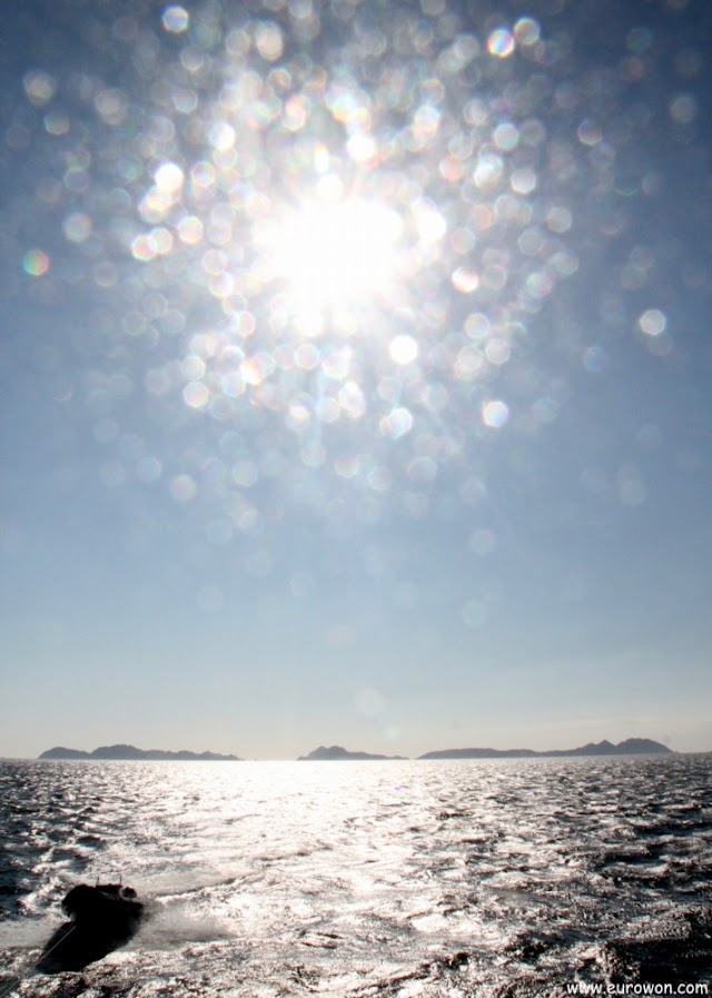 Sol sobre las Islas Cíes de Galicia