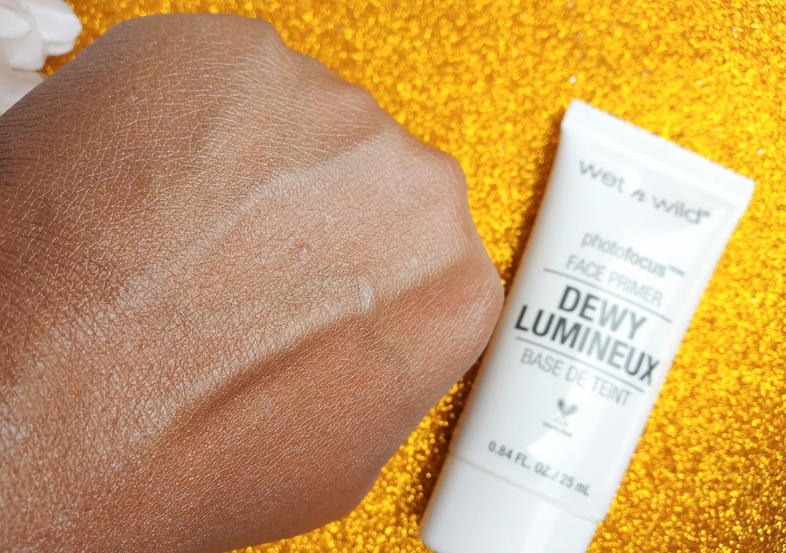 Wet n Wild photofocus Dewy Face Primer Review & Swatches