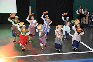 Celebración del 50 aniversario del grupo de danzas Ibarra-Kaldu