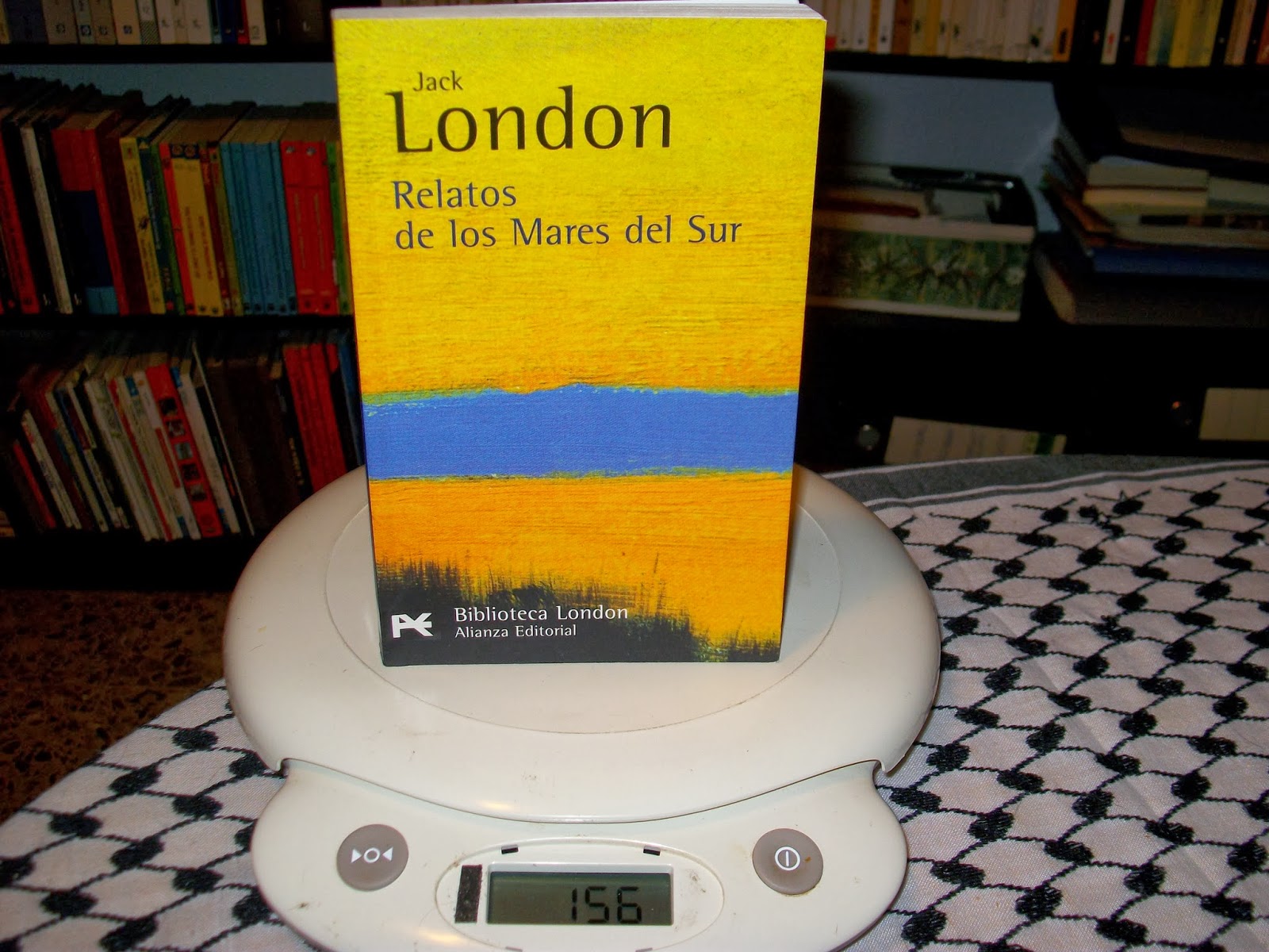 Las Lecturas de Mr. Davidmore: El peso (en gramos) de los libros