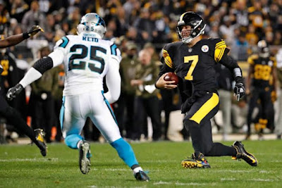Steelers dejan caer Big Ben sobre Panthers con homenaje militar a Villanueva