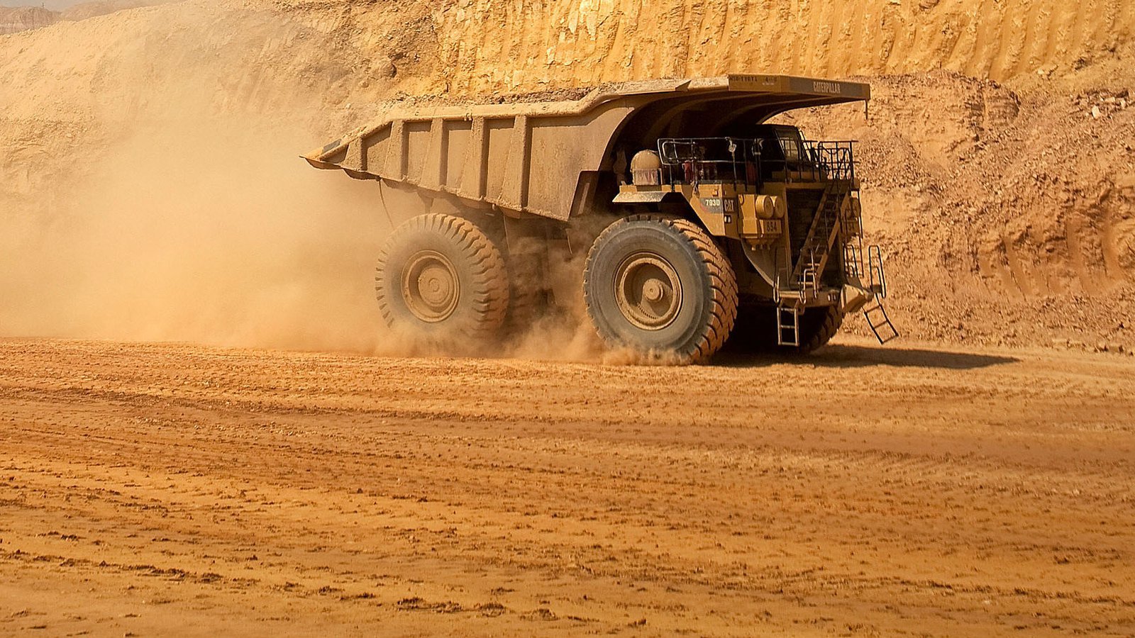 Natural Resources Used To Make Computers Natural Resources Used To Make Computers