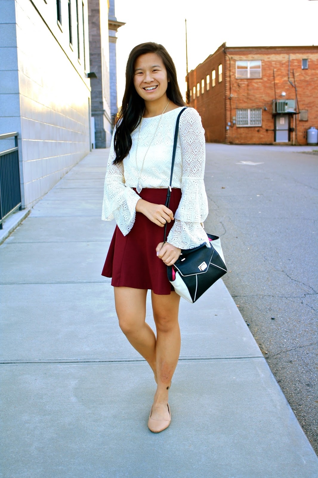  How to style a white lace bell sleeve top | Fall trends