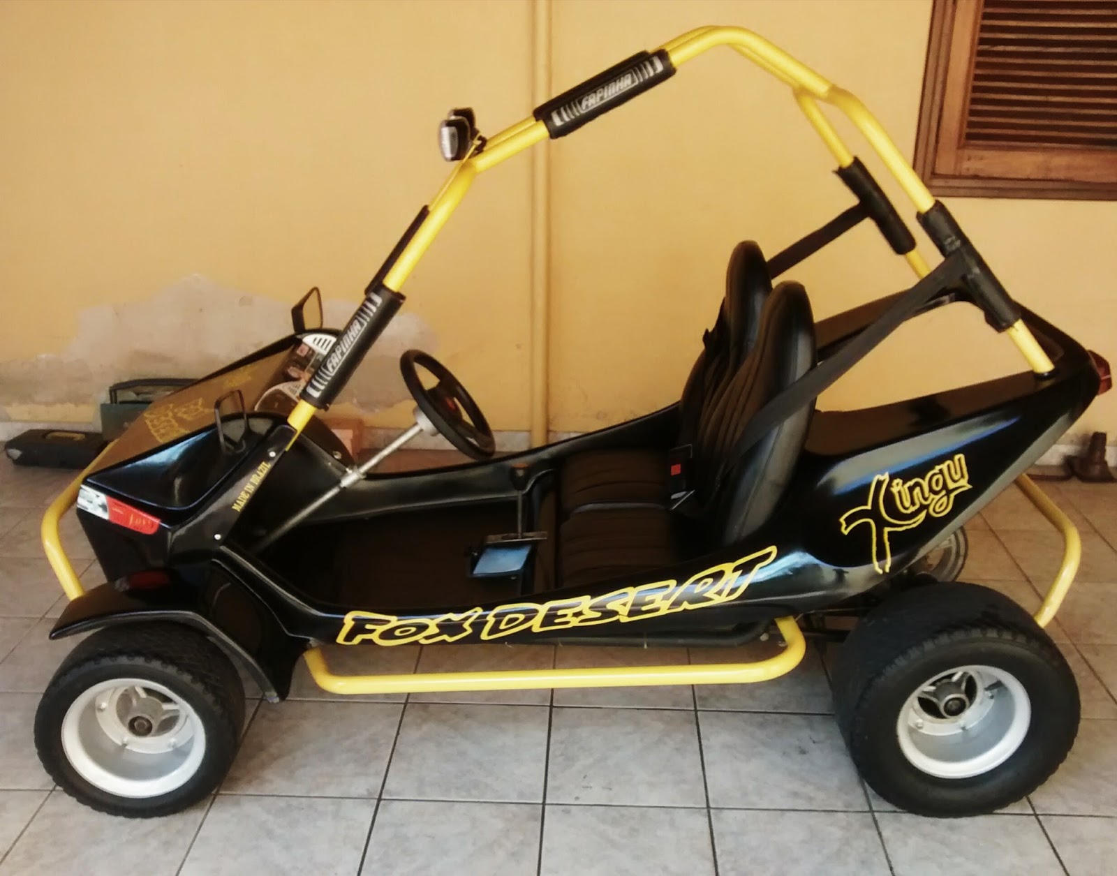 Asfalto Marcado MINI BUGGY FAPINHA SUPER XINGU PRETO AMARELO