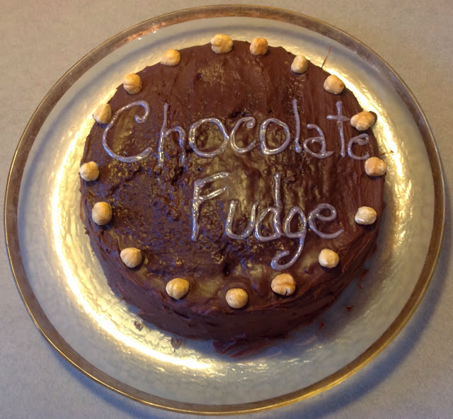 IMPARANDO A CUCINARE CHOCOLATE FUDGE CAKE di Nigella Lawson