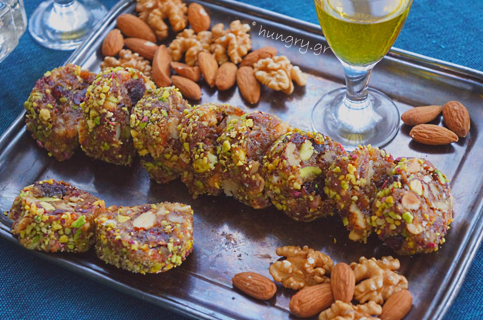 Kitchen Stories Dates & Nuts Roll