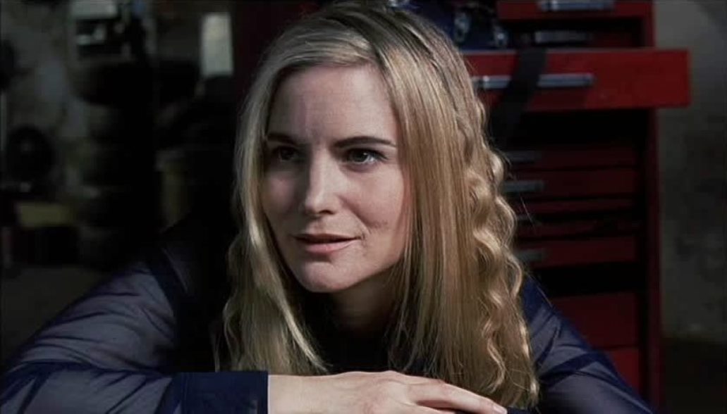 Films Et Séries Tv Avec Jennifer Jason Leigh Movie and TV Cast Screencaps: eXistenZ (1999) - Directed by David