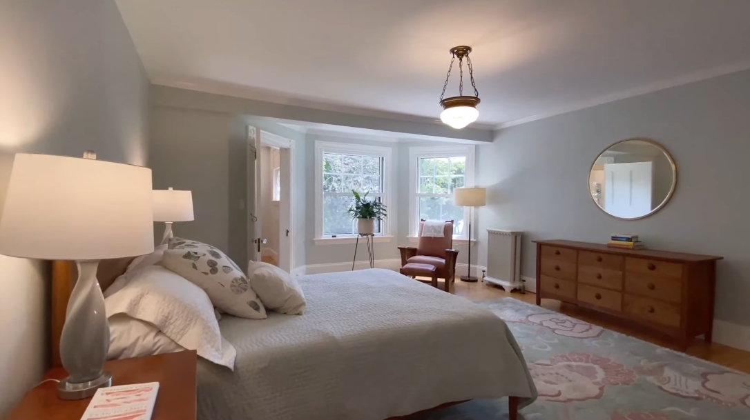 27 Photos vs. 39 Juniper Point Rd, Woods Hole, MA Interior Design Luxury Home Tour