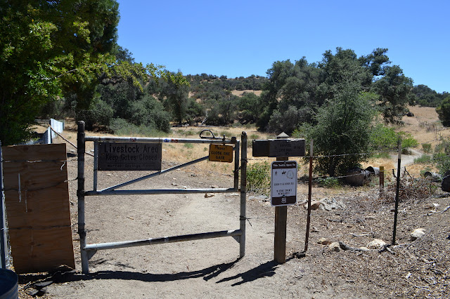 trail gate to keep in the ranch lifestock