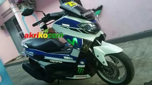 Motor Ini Lagi Trend di Kota Saya di Singaraja yaitu Yamaha Nmax Livery Movistar