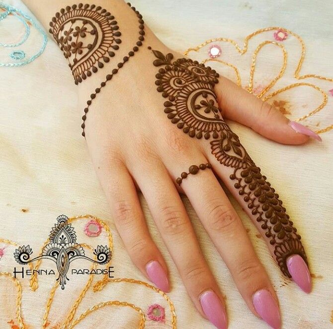 Featured image of post Simple Mehndi Design Back Hand Side