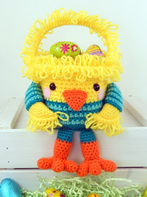Crochet chicken Easter basket