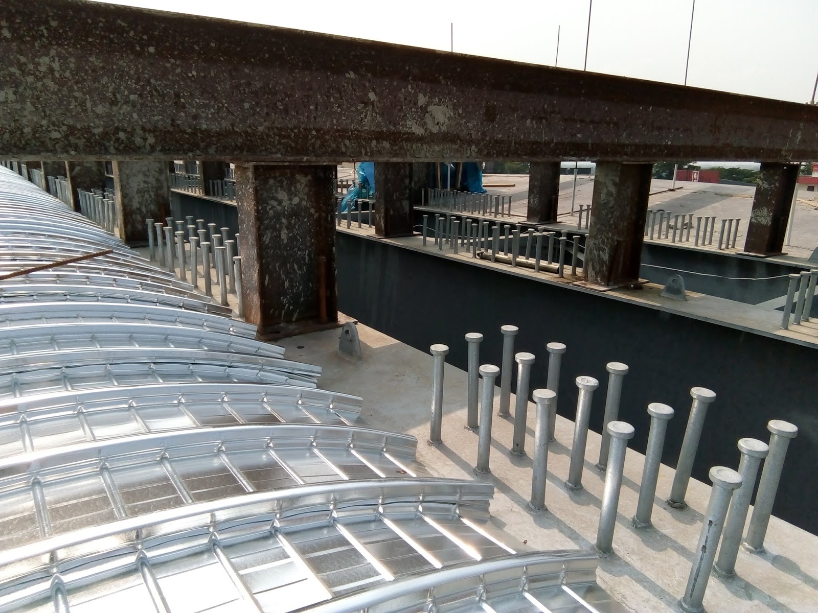 Jembatan Girder Baja Komposit Area TEKNIK SIPIL