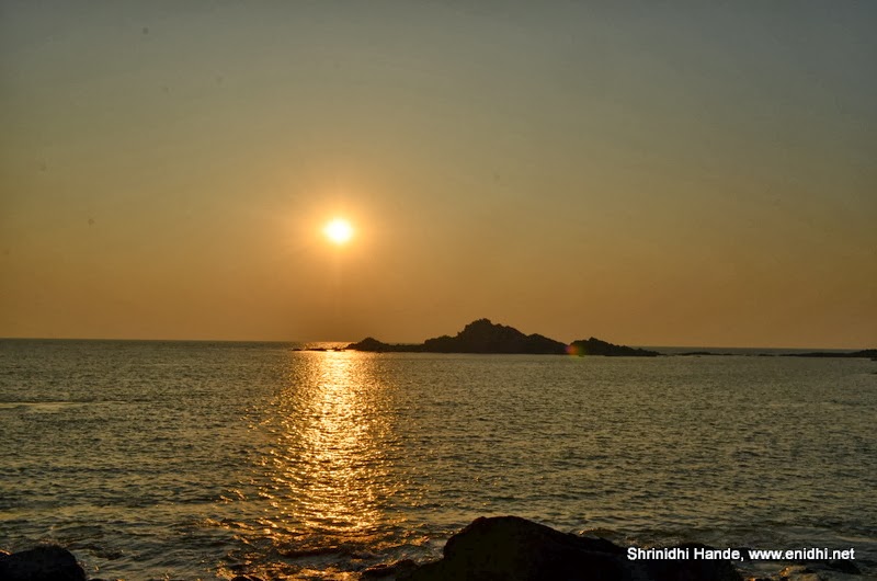Skywatch Golden Sunset at Om Beach Gokarna eNidhi India Travel Blog