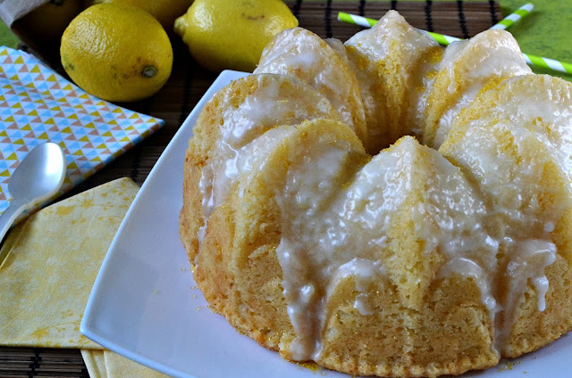 Bundt Cake de Yogur y Limón con Glaseado casero