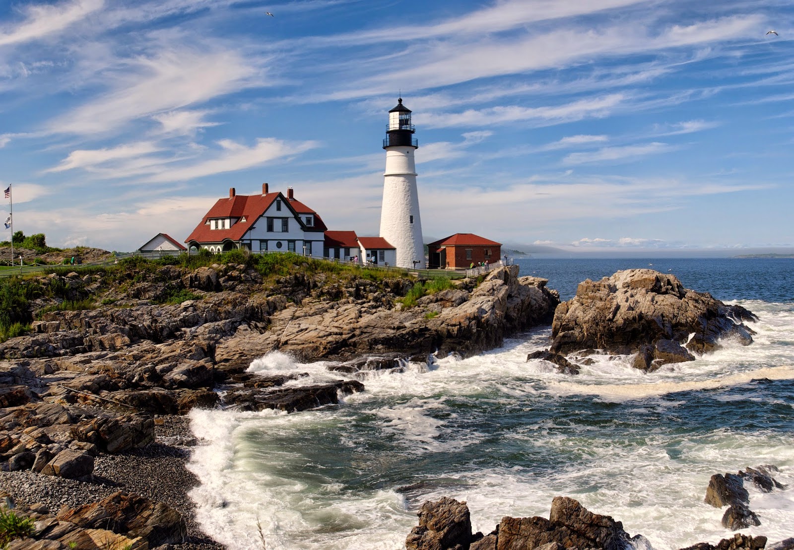 Beautiful Lighthouses around the World -Bass Harbor Head Station, Maine Beautiful Lighthouses around the World Bass Harbor Head Station, Maine