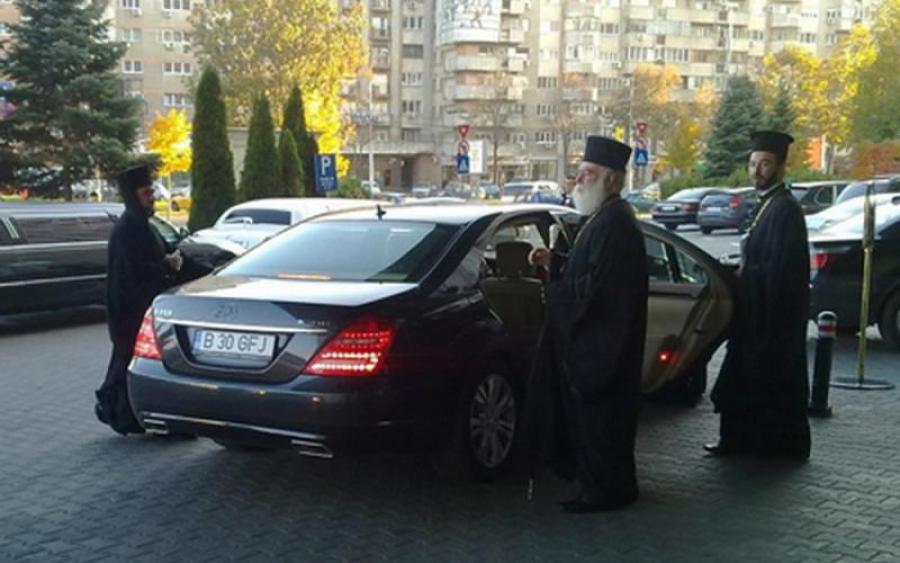 Священник на Феррари