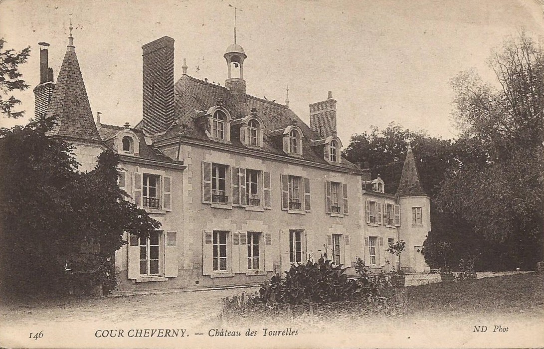 Château des Tourelles - Cour-Cheverny
