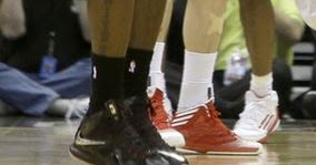 lebron james no tie shoes