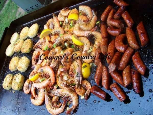 Shrimp~n~Grits...Griddle Style