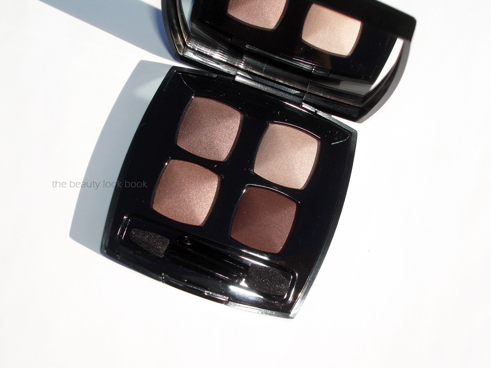 The Non-Blonde: Chanel Gri-Gri and Hasard: Single Eye Shadows Fall 2013