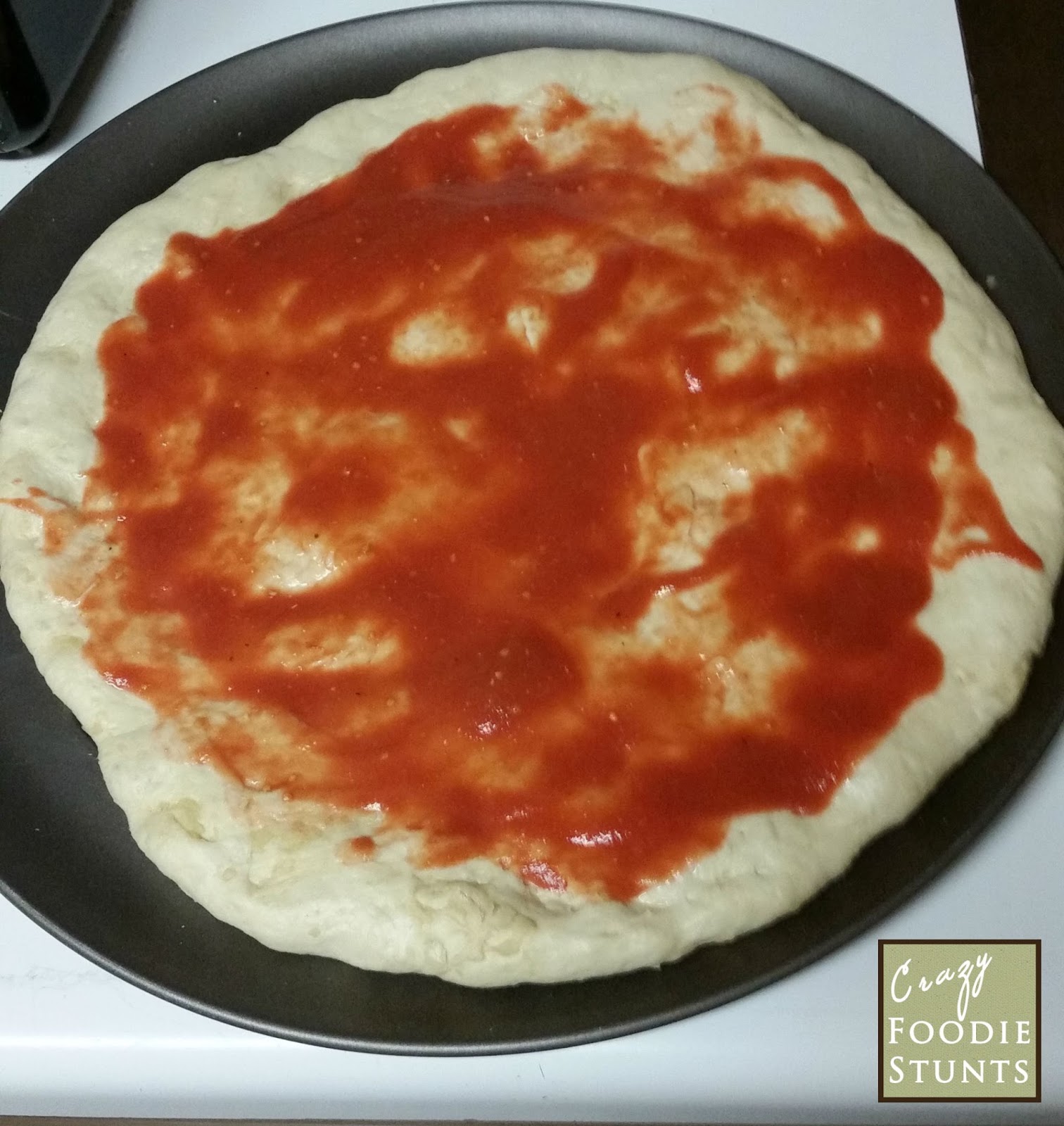 Crazy Foodie Stunts Balsamic Steak and Arugula Pizza for a National
