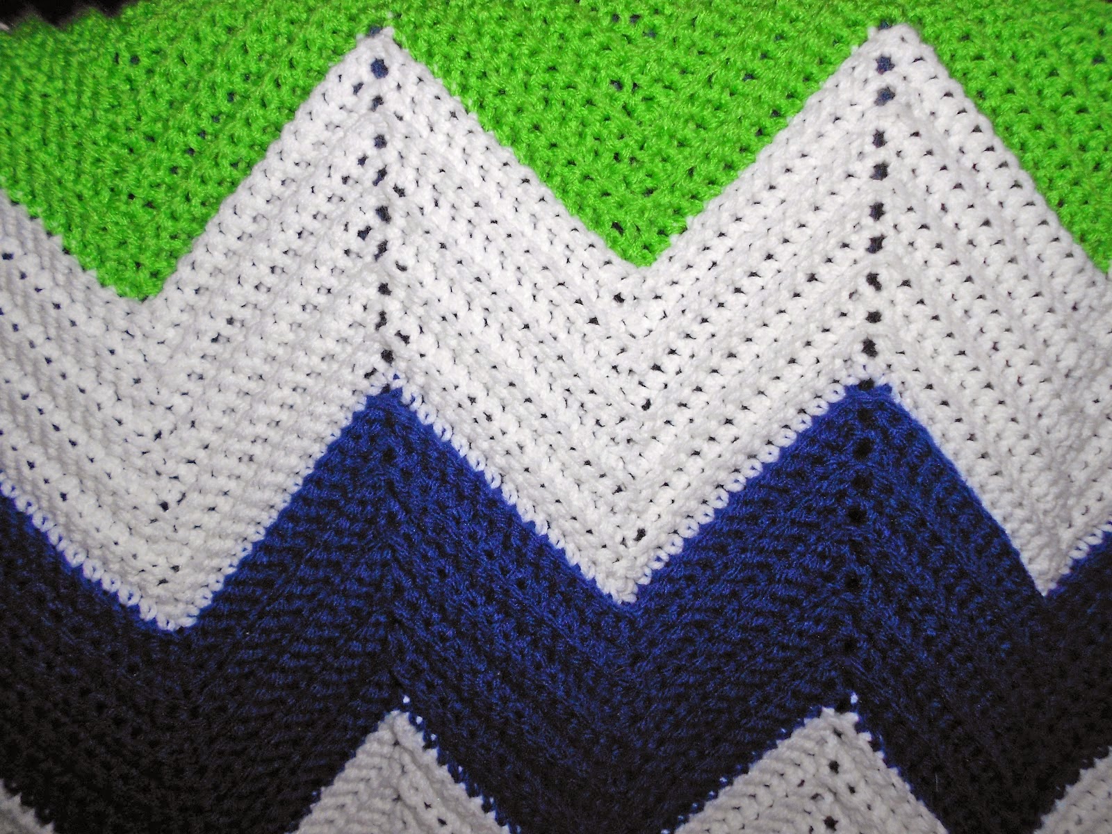 collins-column-how-to-chevron-crocheted-blanket
