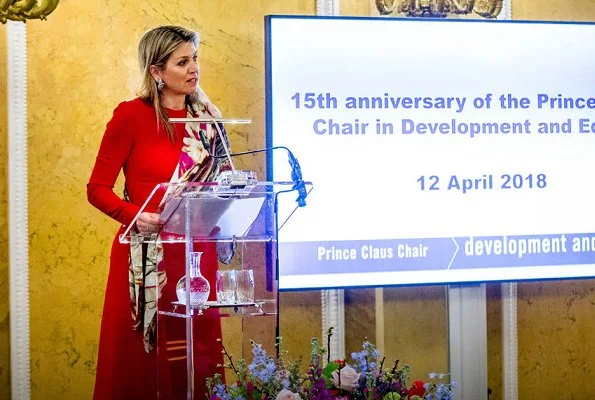 Dutch Queen Maxima wore Dolce & Gabbana Contrast stitch cady dress. Dutch Princess Beatrix and Dr. Ali Bilgiç holds the Prince Claus Chair