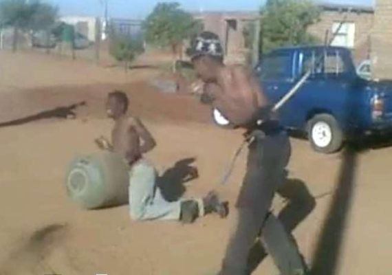 Two Thief caught and asked to fight each other