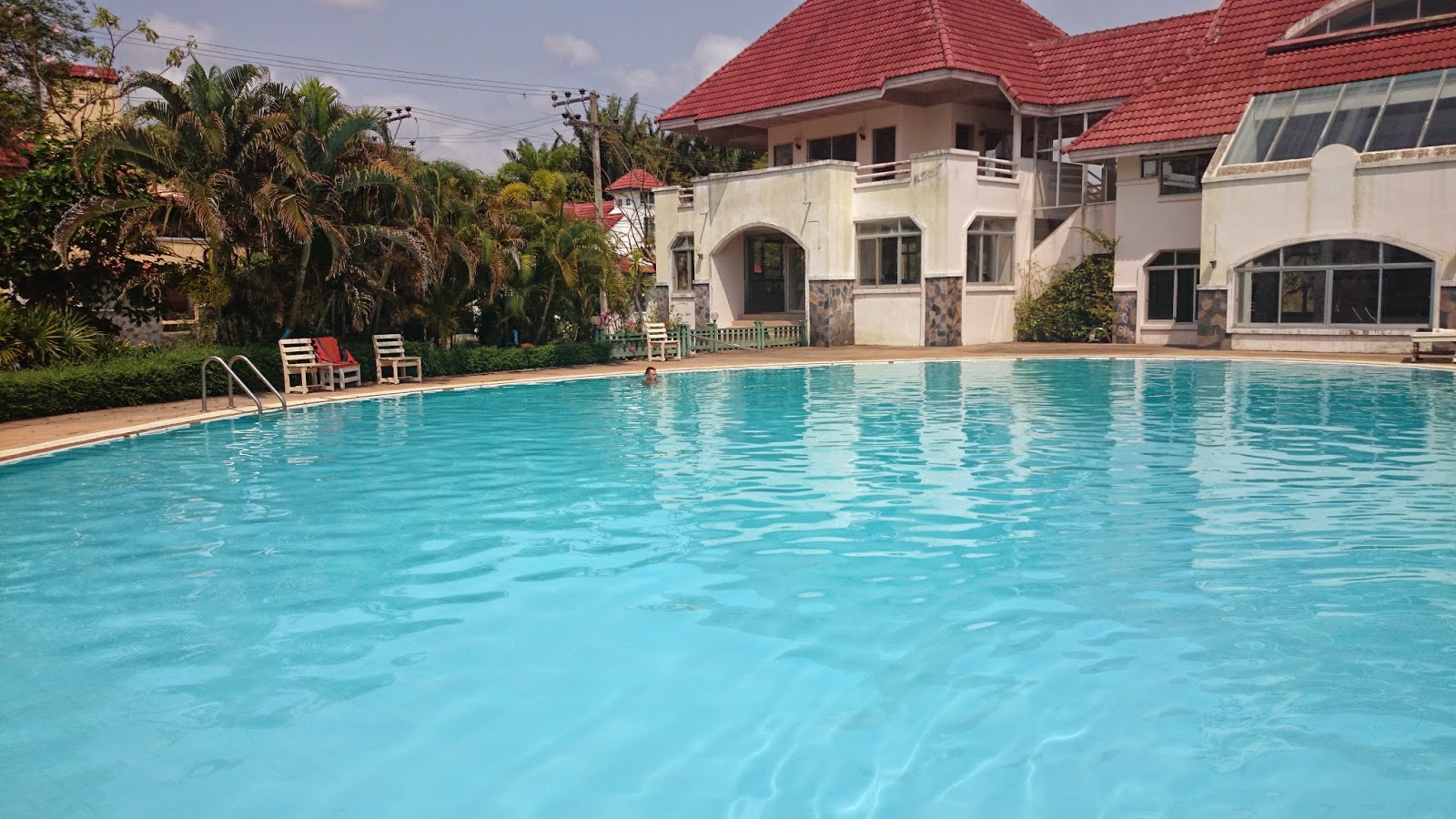 Pinery Park Beach Resort