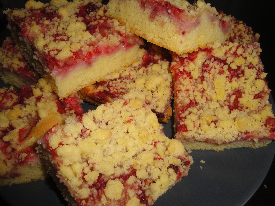 Style Rezepte: Erdbeer Streuselkuchen