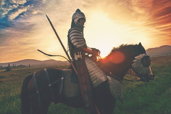 Kisah Inspiratif dan Motivasi Hidup Terbaru: Rahasia Mantra Sakti Sang Raja Kisah Inspiratif dan Motivasi Hidup Terbaru: Rahasia Mantra Sakti Sang Raja