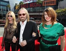 Tom Petty Family Wife Son Daughter Father Mother Age Height Biography Profile Wedding Photos
