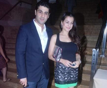 Amisha Patel with boyfriend at fasion week1 - Amisha Patel at Lakme Fashion Week 2012 