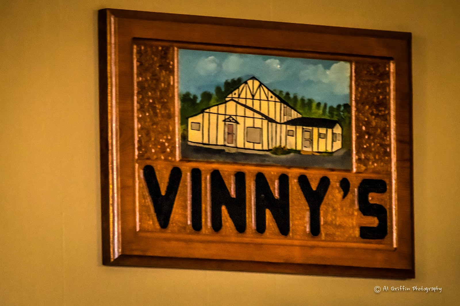 Our Eyes Upon Missouri Vinny’s Café & Lounge, Gravois Mills/Laurie