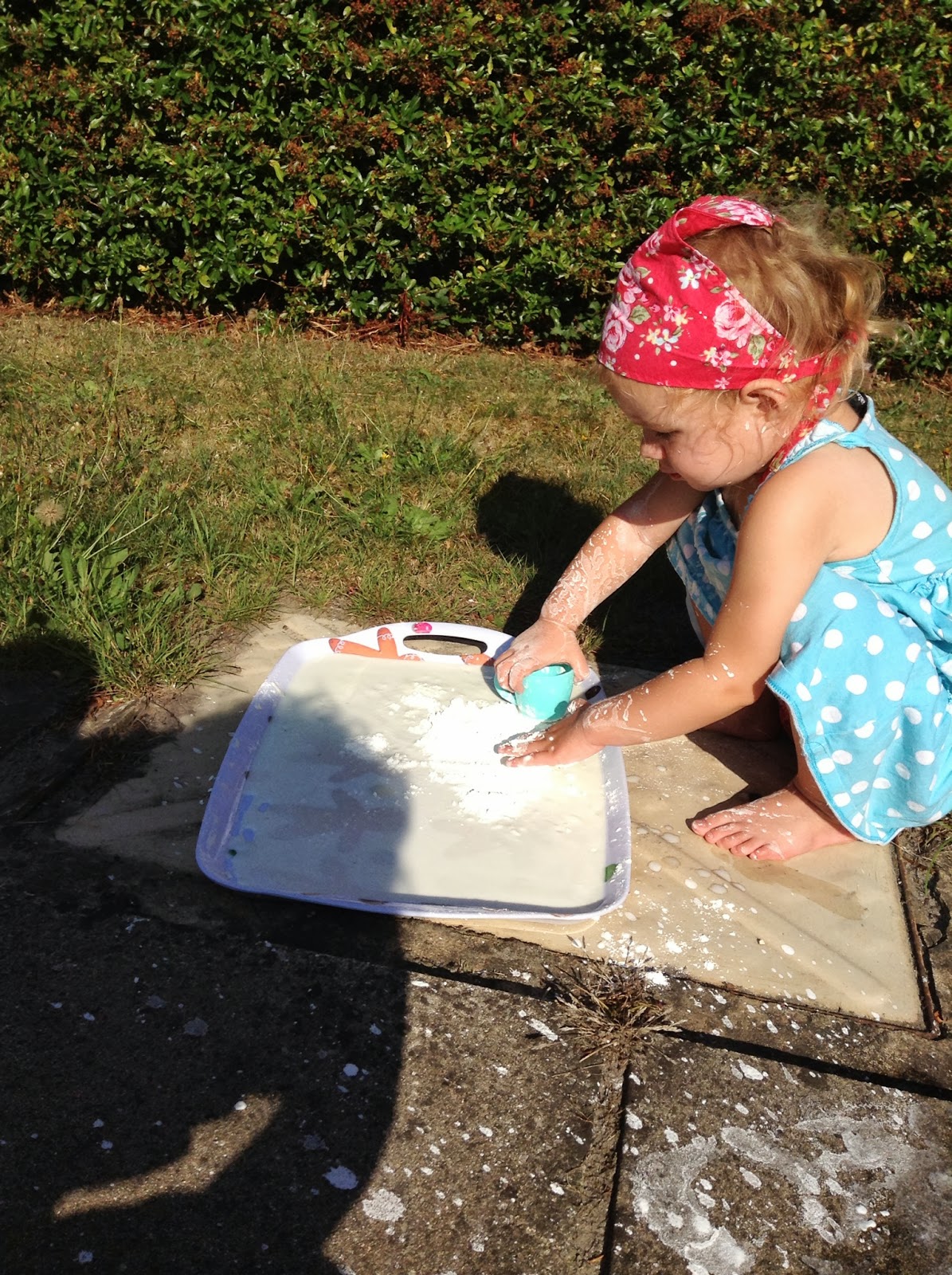A cup of tea and chat Messy play.cornflour and water