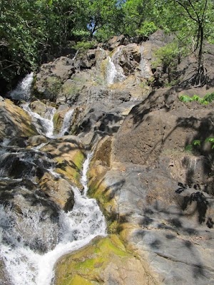 Sathkanda waterfalls, kulgi