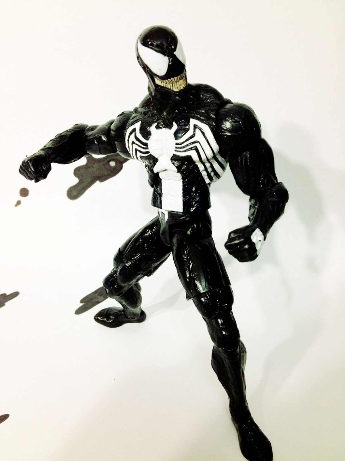 Combo's Action Figure Review Venom (Marvel Select)