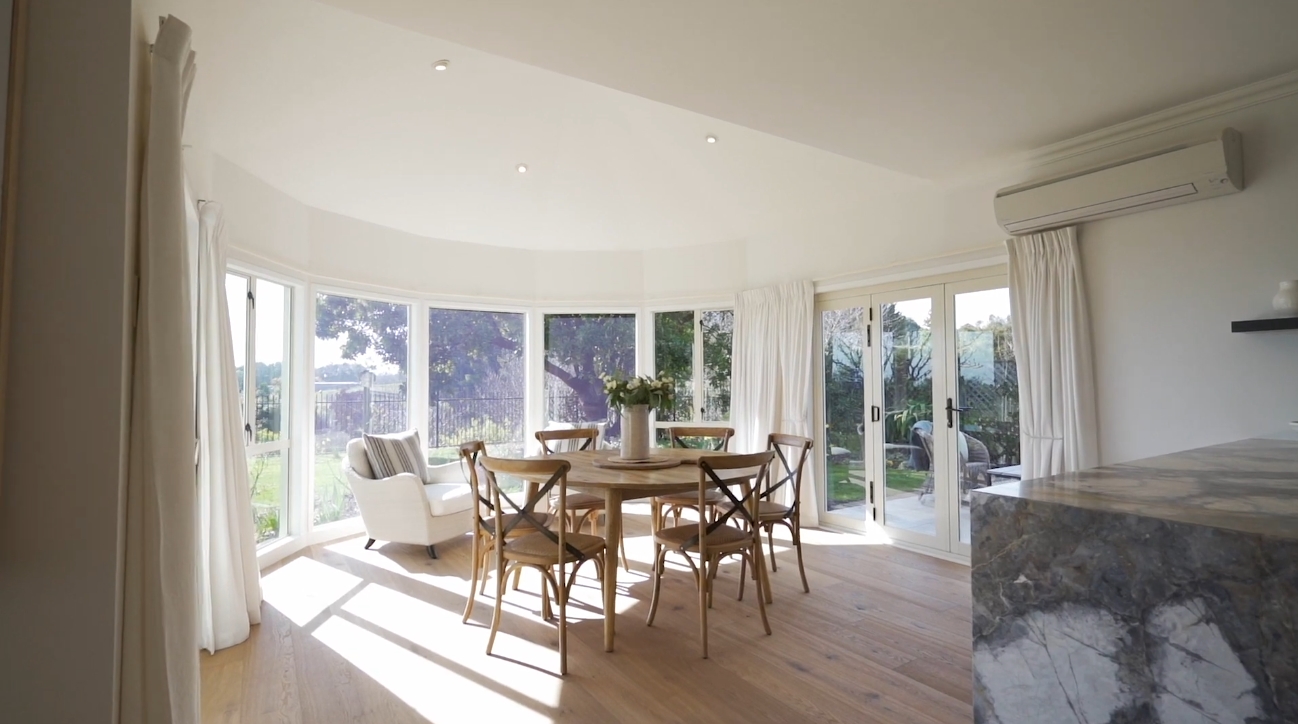 13 Photos vs. 130 Margaret Avenue, Havelock North, New Zealand Home Interior Design Tour