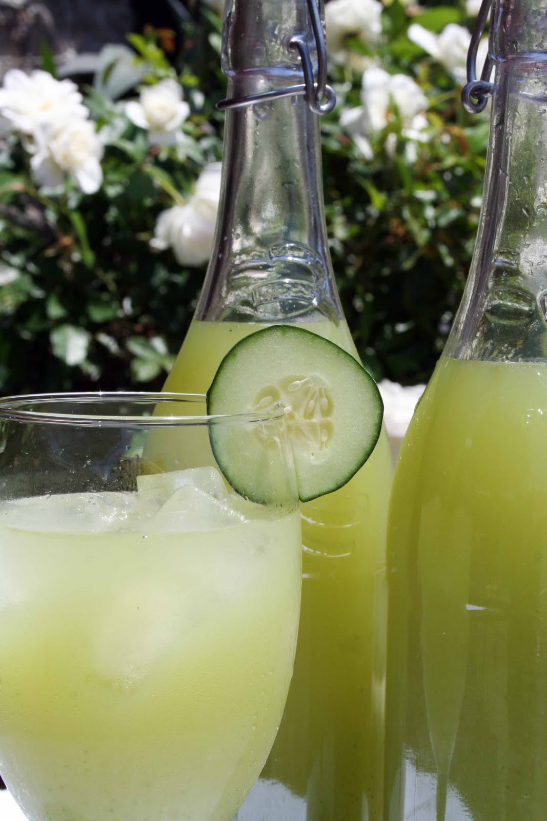 Vintage Urn Cucumber Mint Lemonade