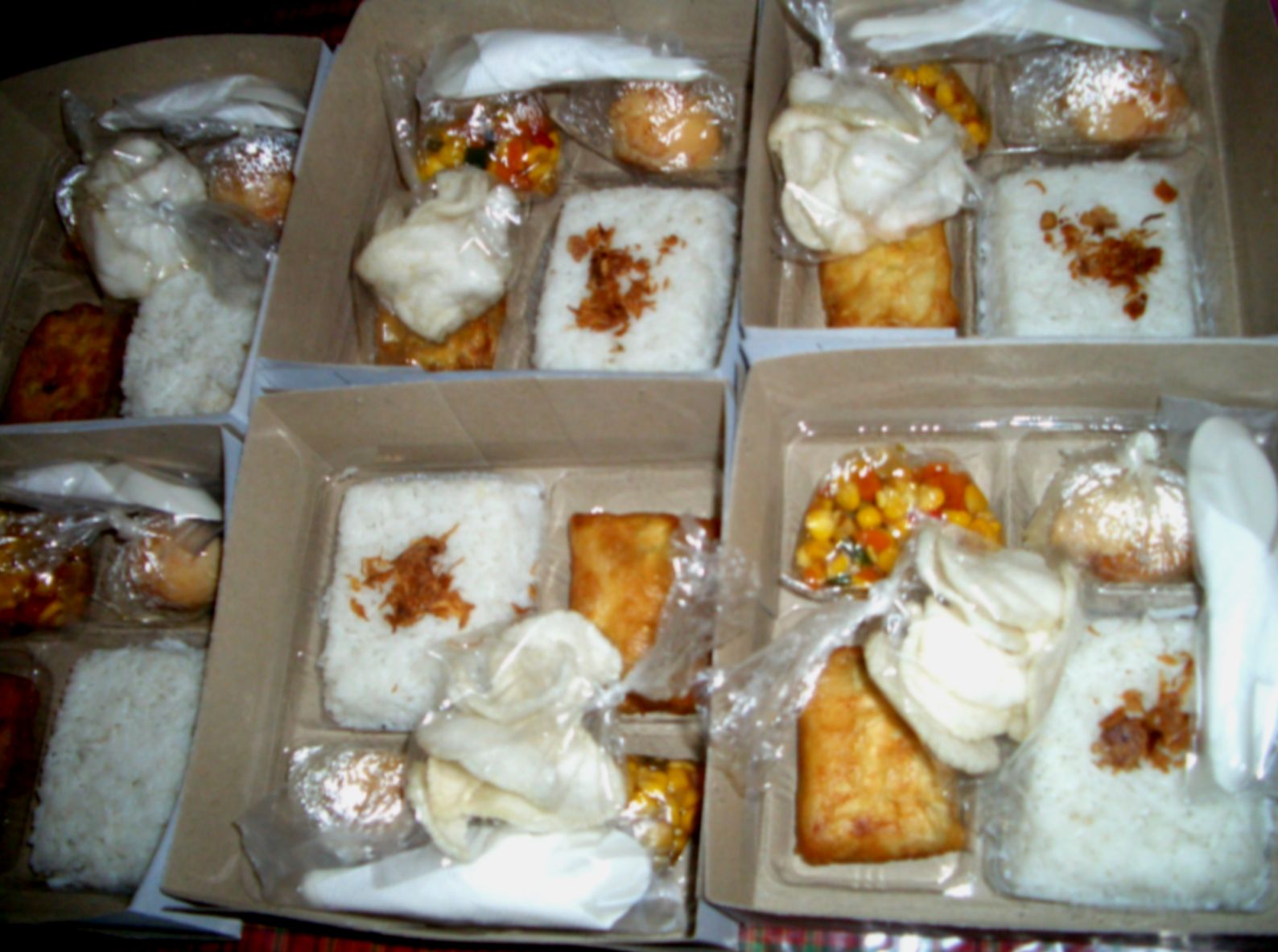 DAPUR MOMMY Dkay Pesanan Nasi Box & Snack ( Paket Hemat 12.500 )