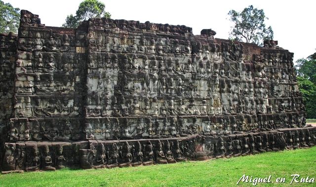 Terraza-Rey-Leproso-Angkor