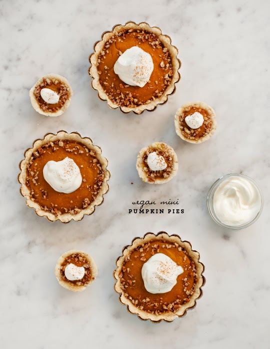 Mini Vegan Pumpkin Pies | Easy Recipes Blog