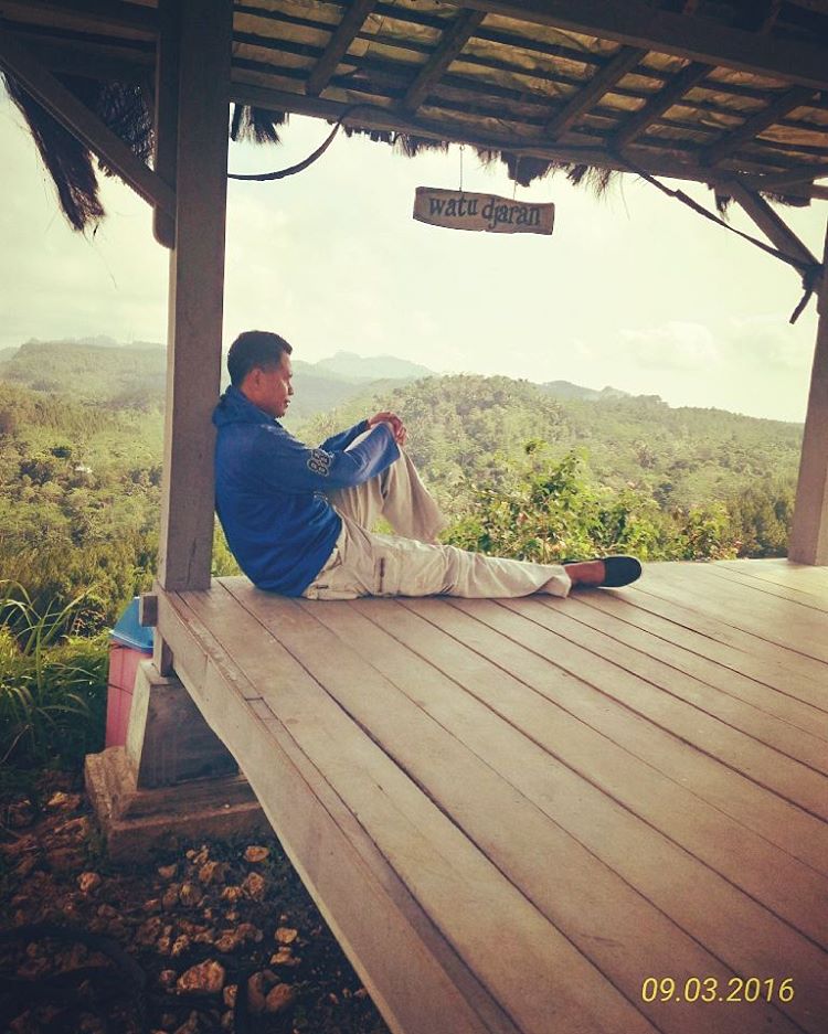 Wisata Baru Ayunan Langit Di Bukit Watu Jaran Girimulyo ...