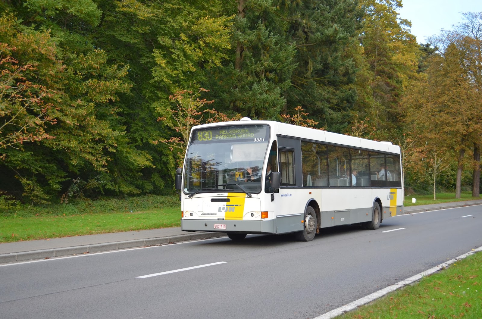 Bereiken Handelsmerk Overeenkomstig met bussen in Vlaanderen: 2013