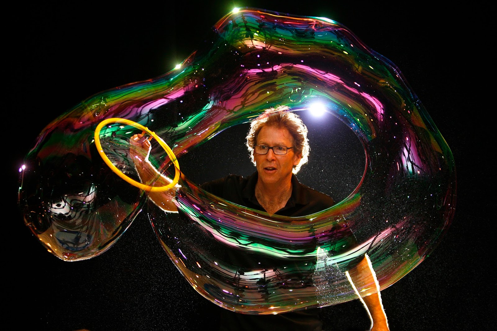 JAMPACKED LIFESTYLE The Amazing Bubble Man makes his first ever visit