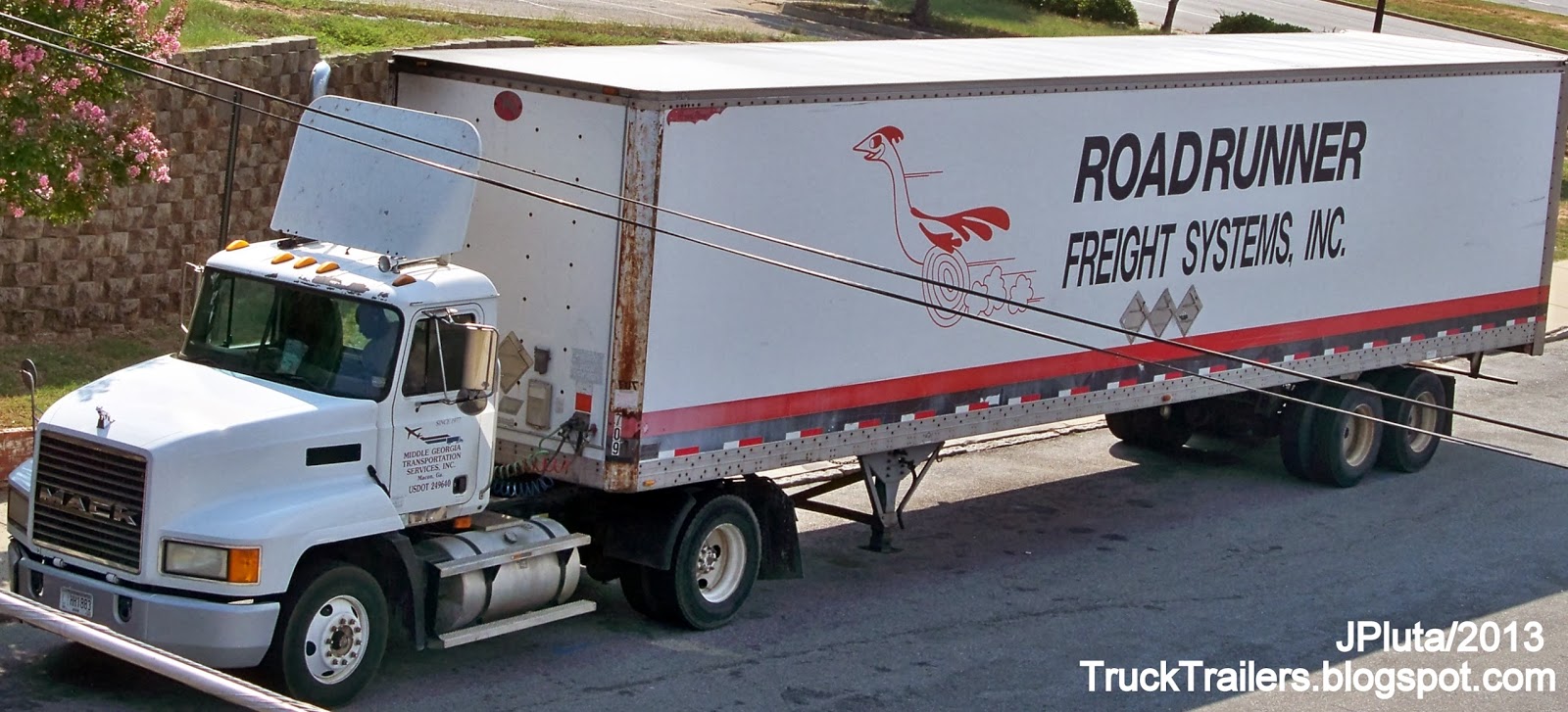 TRUCK TRAILER Transport Express Freight Logistic Diesel Mack Peterbilt