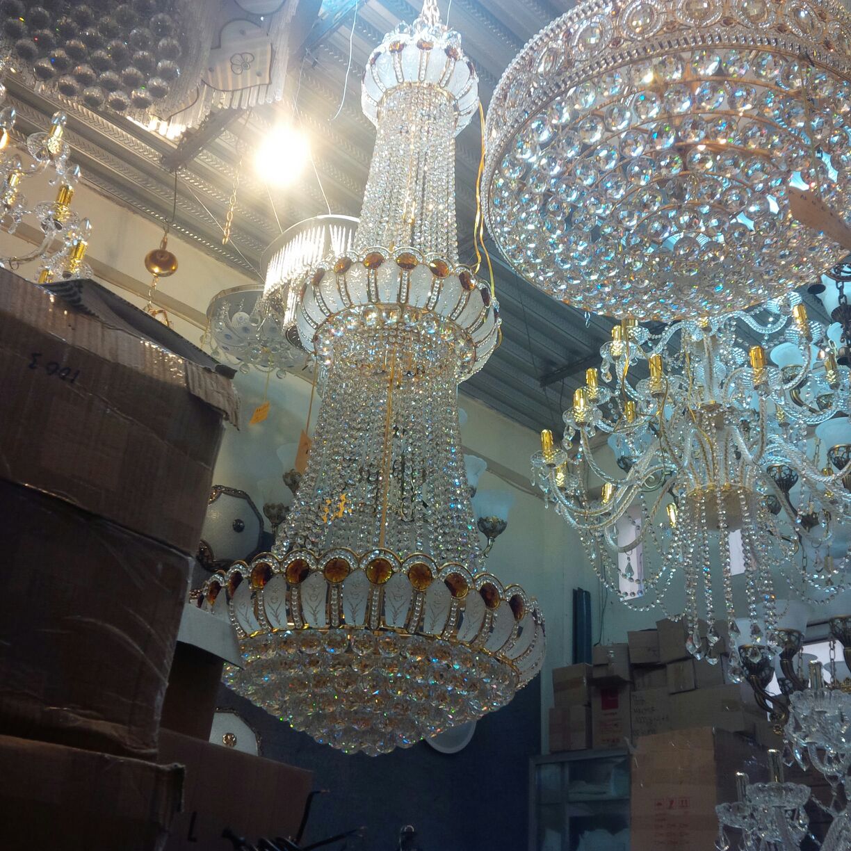 Aneka Lampu Gantung Hias Toko Najwa Jaya Solo 62 857 1648 7070 Gambar Lampu Gantung Kristal Dan Harga Grosir Daftar Masjid Ruang Tamu