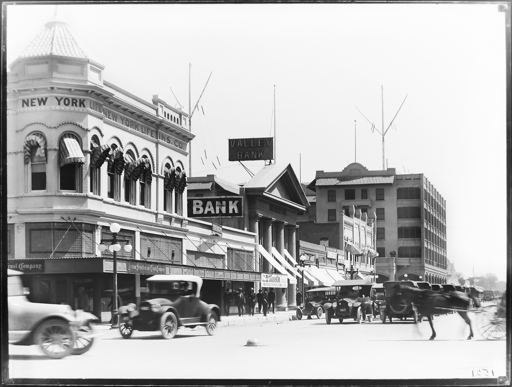 Downtown Phoenix, Arizona, 1917 vintage everyday